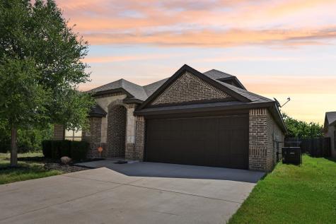 11801 Bellegrove Road Burleson TX 76028