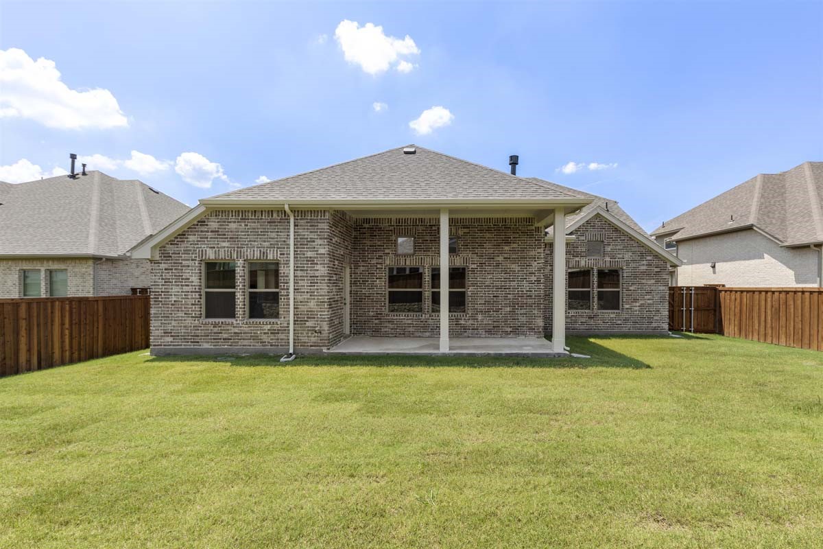 700 Brazos Drive Van Alstyne TX 75495