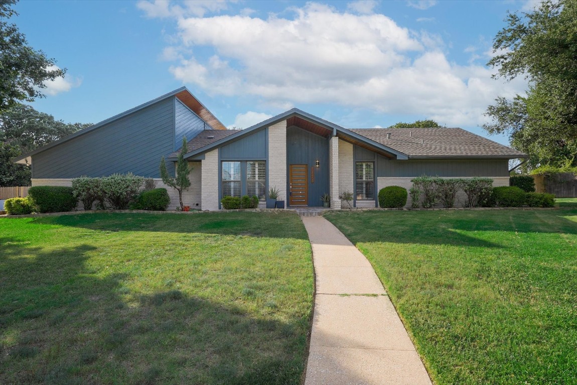 1726 Shufords Court Lewisville TX 75067