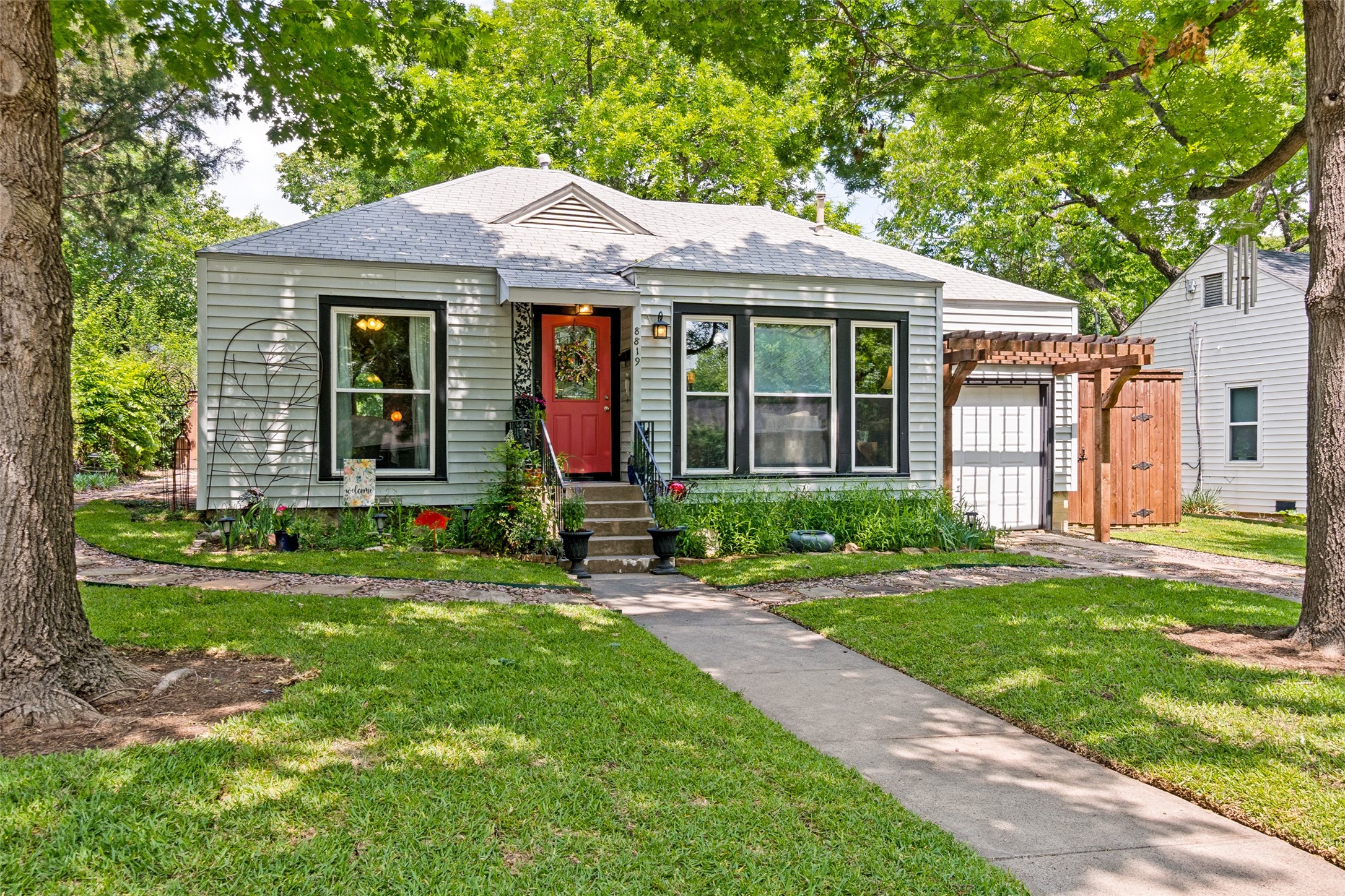8819 Santa Clara Drive Dallas TX 75218