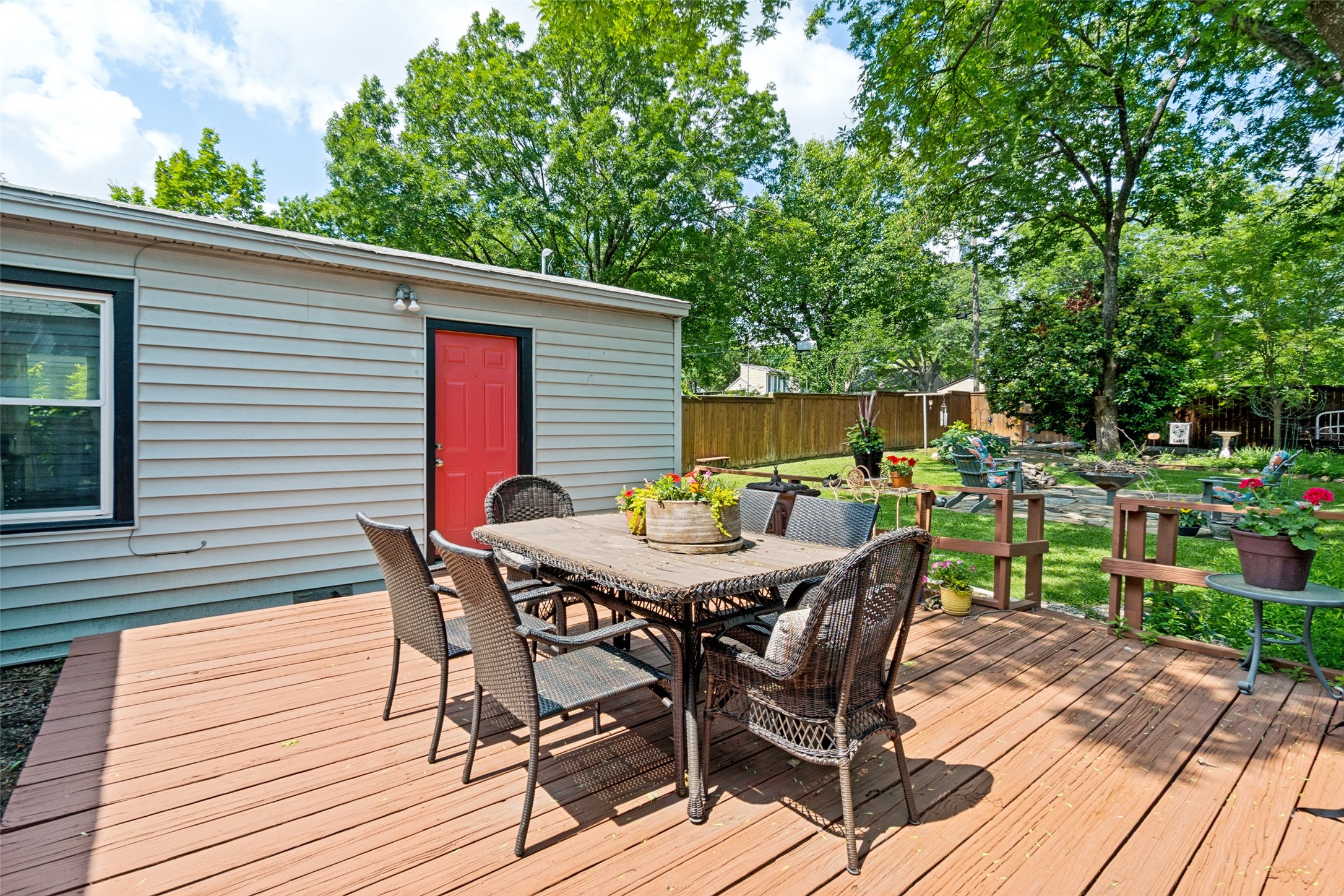 8819 Santa Clara Drive Dallas TX 75218
