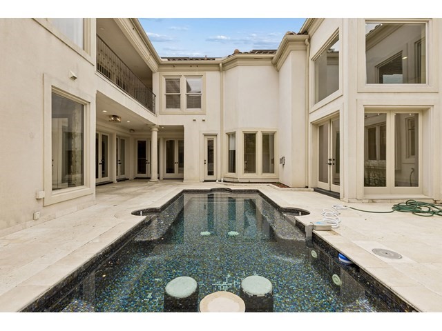 6917 Forest Glen Drive Dallas TX 75230