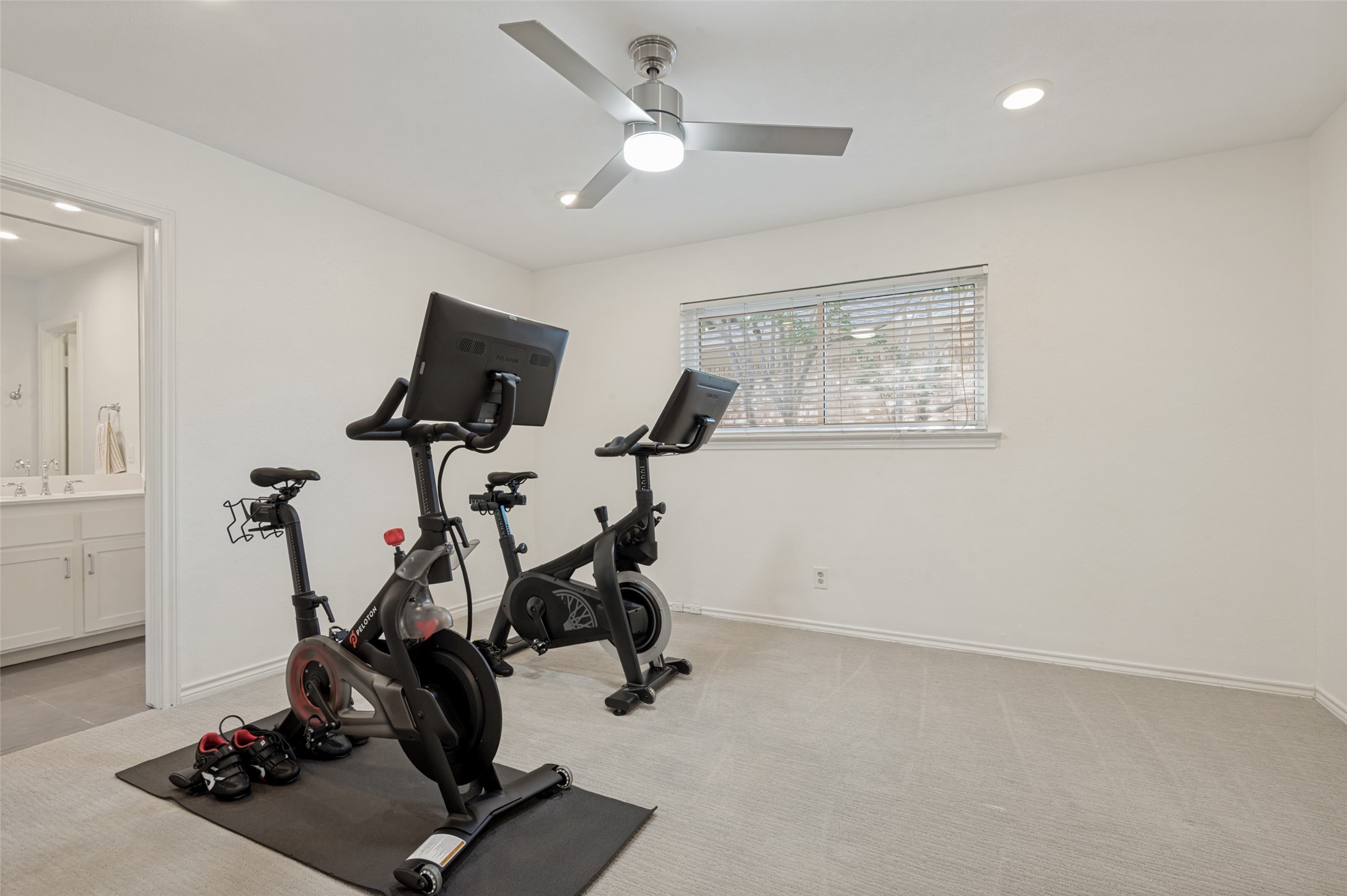 4230 Royal Ridge Drive Dallas TX 75229