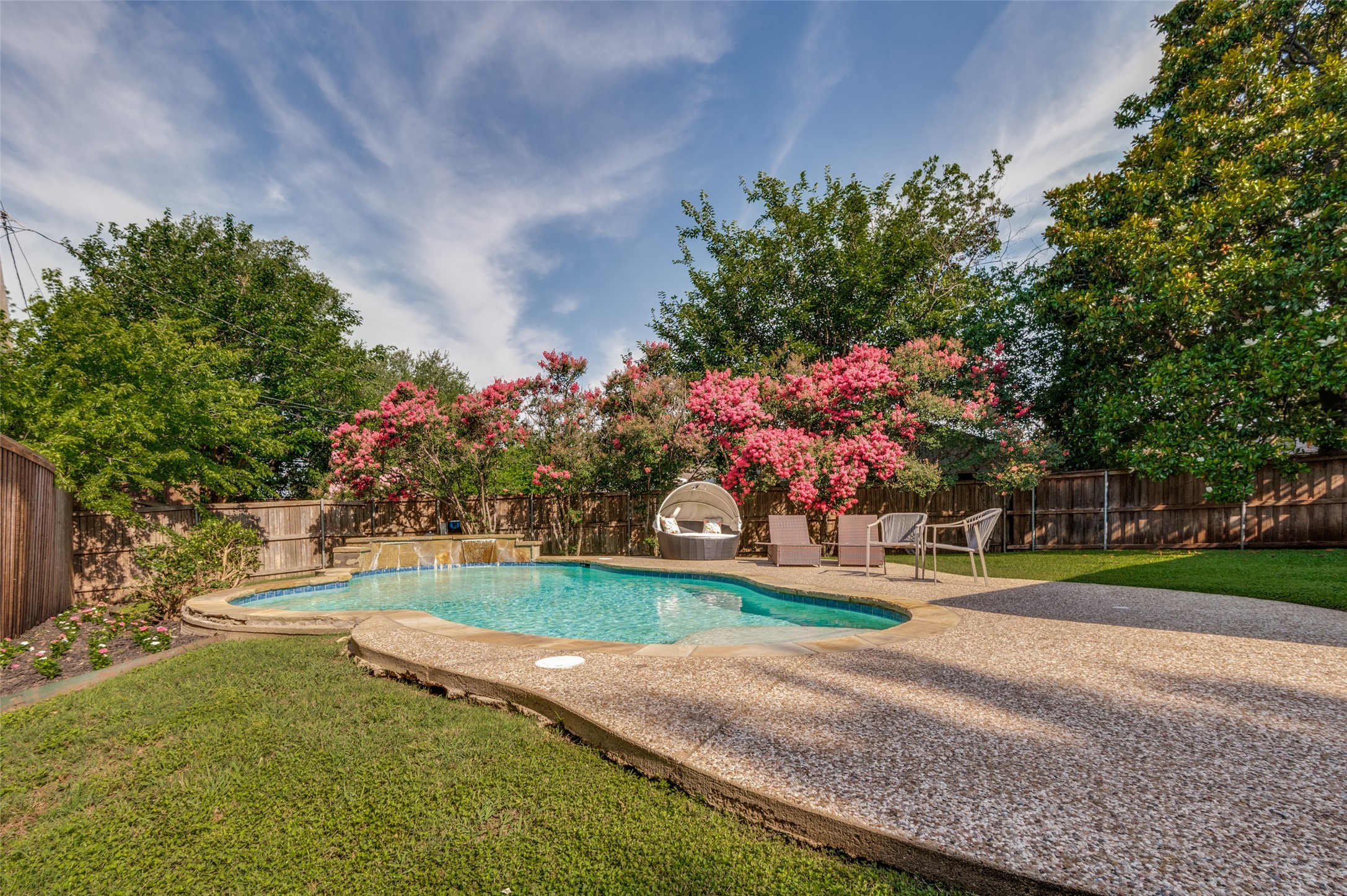 4230 Royal Ridge Drive Dallas TX 75229