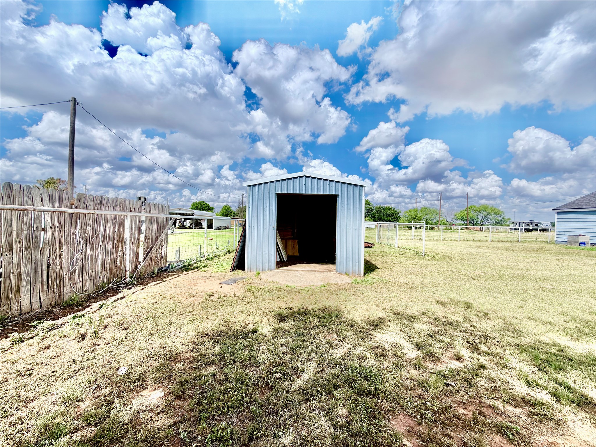 1220 Avenue G Hawley TX 79525