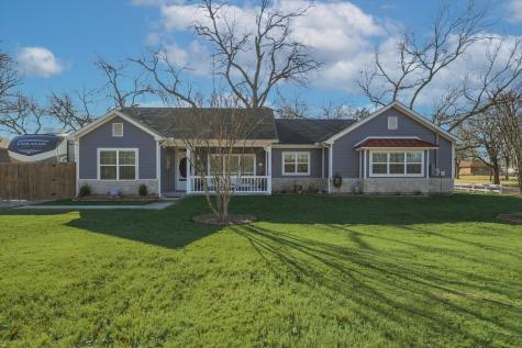 421 W Grove Street Pilot Point TX 76258
