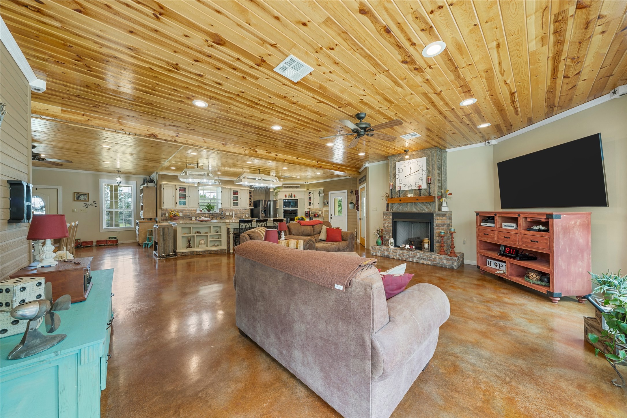 655 Texas 236 Highway Moody TX 76557