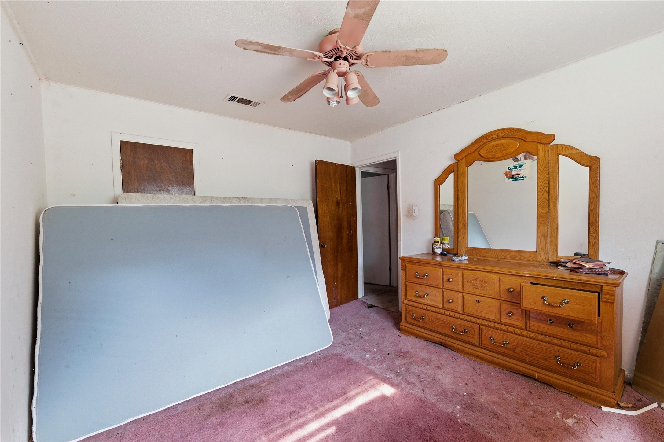 829 Ray Andra Drive Desoto TX 75115