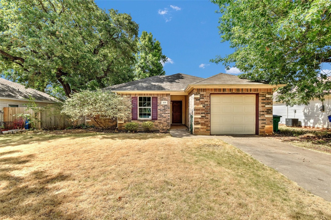 309 W Pecan Street Aubrey TX 76227