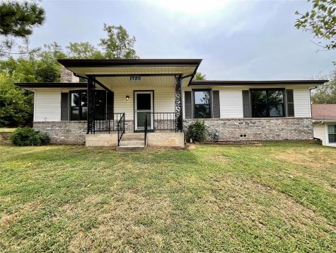1720 W Washington Street Denison TX 75020
