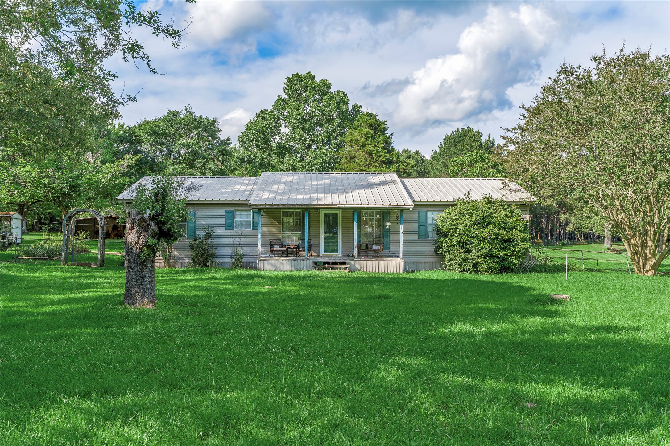 155 Jones Lane Benton LA 71006