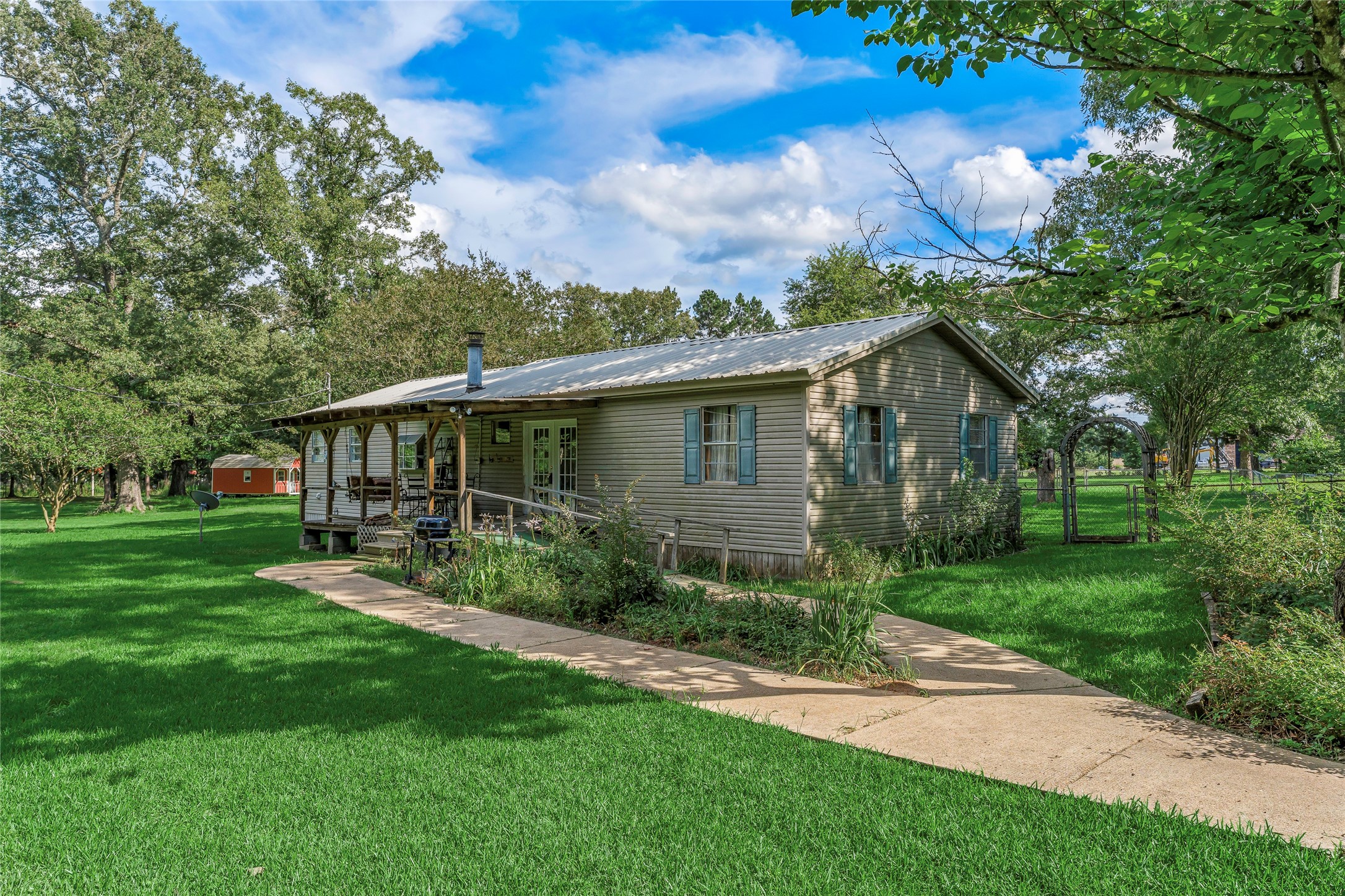 155 Jones Lane Benton LA 71006