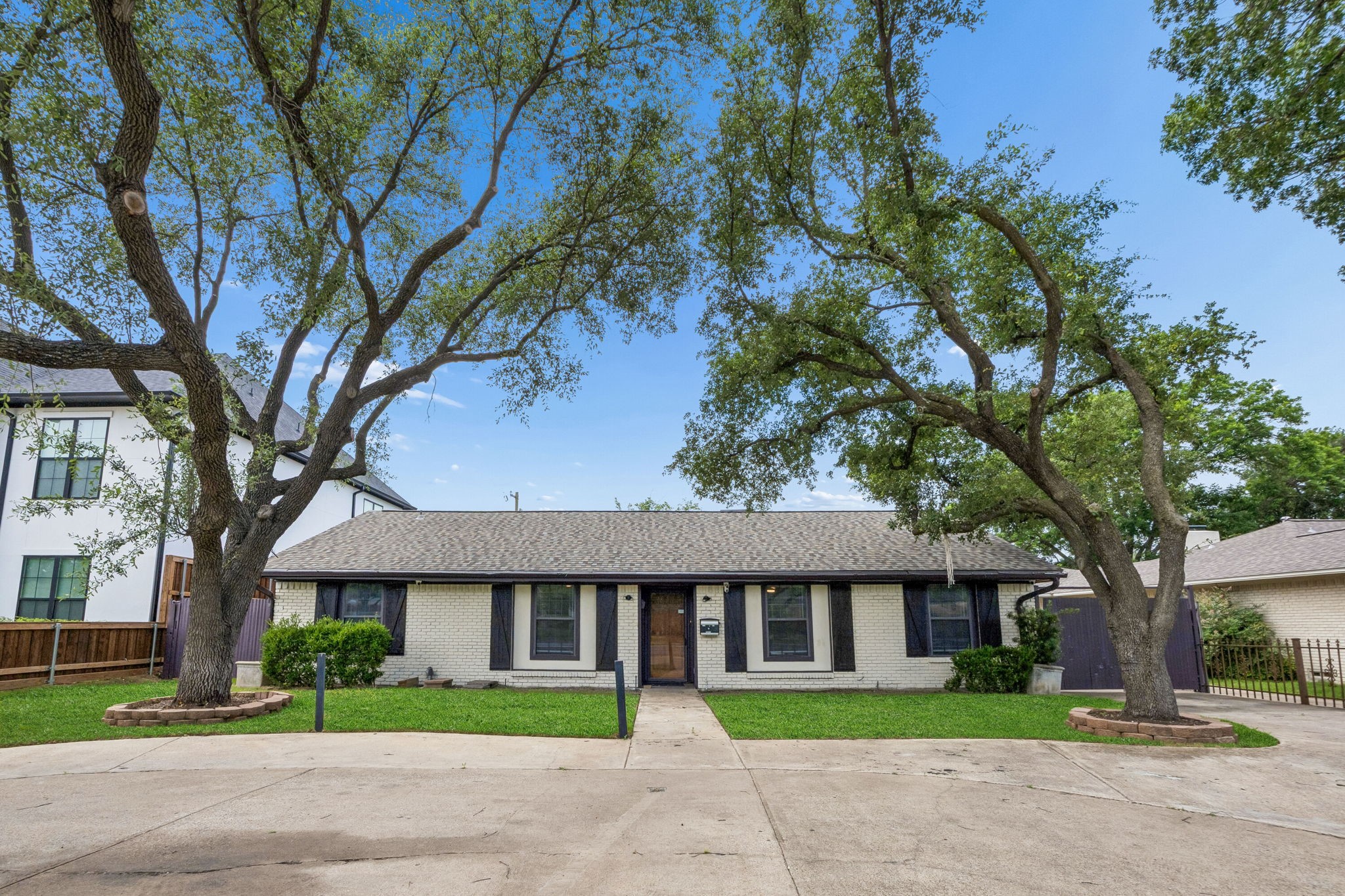 3534 Royal Lane Dallas TX 75229
