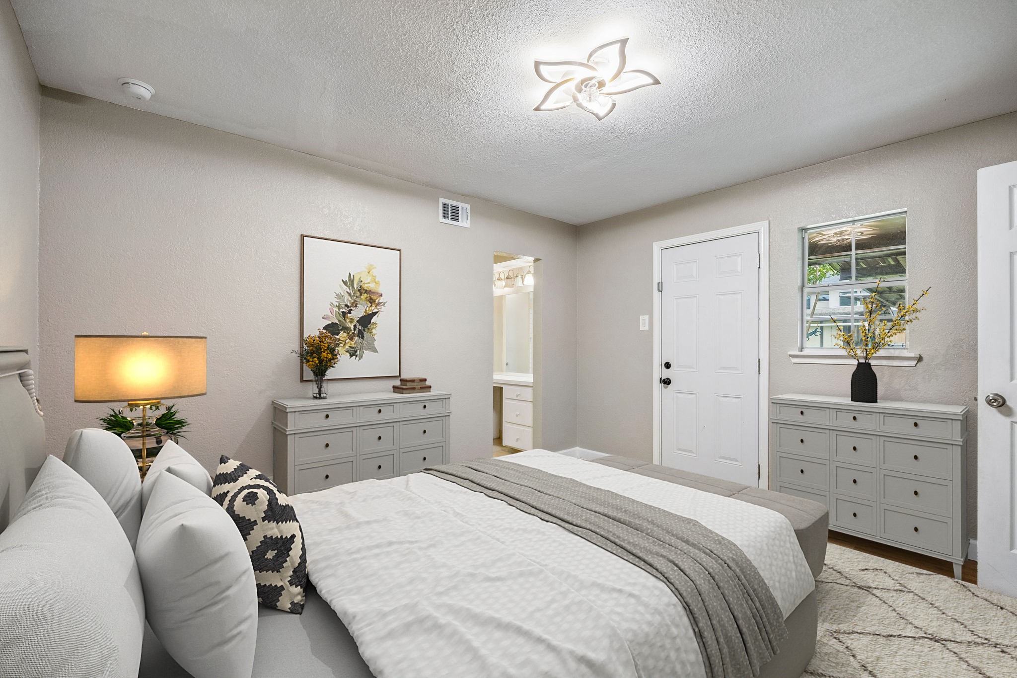 3534 Royal Lane Dallas TX 75229