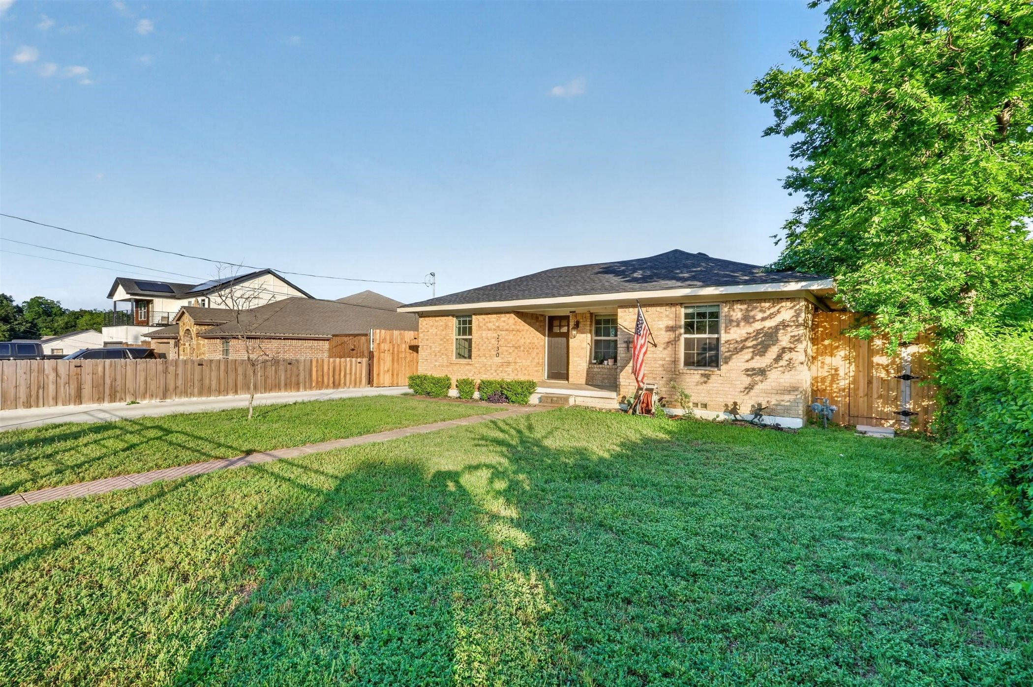 2730 Marjorie Avenue Dallas TX 75216