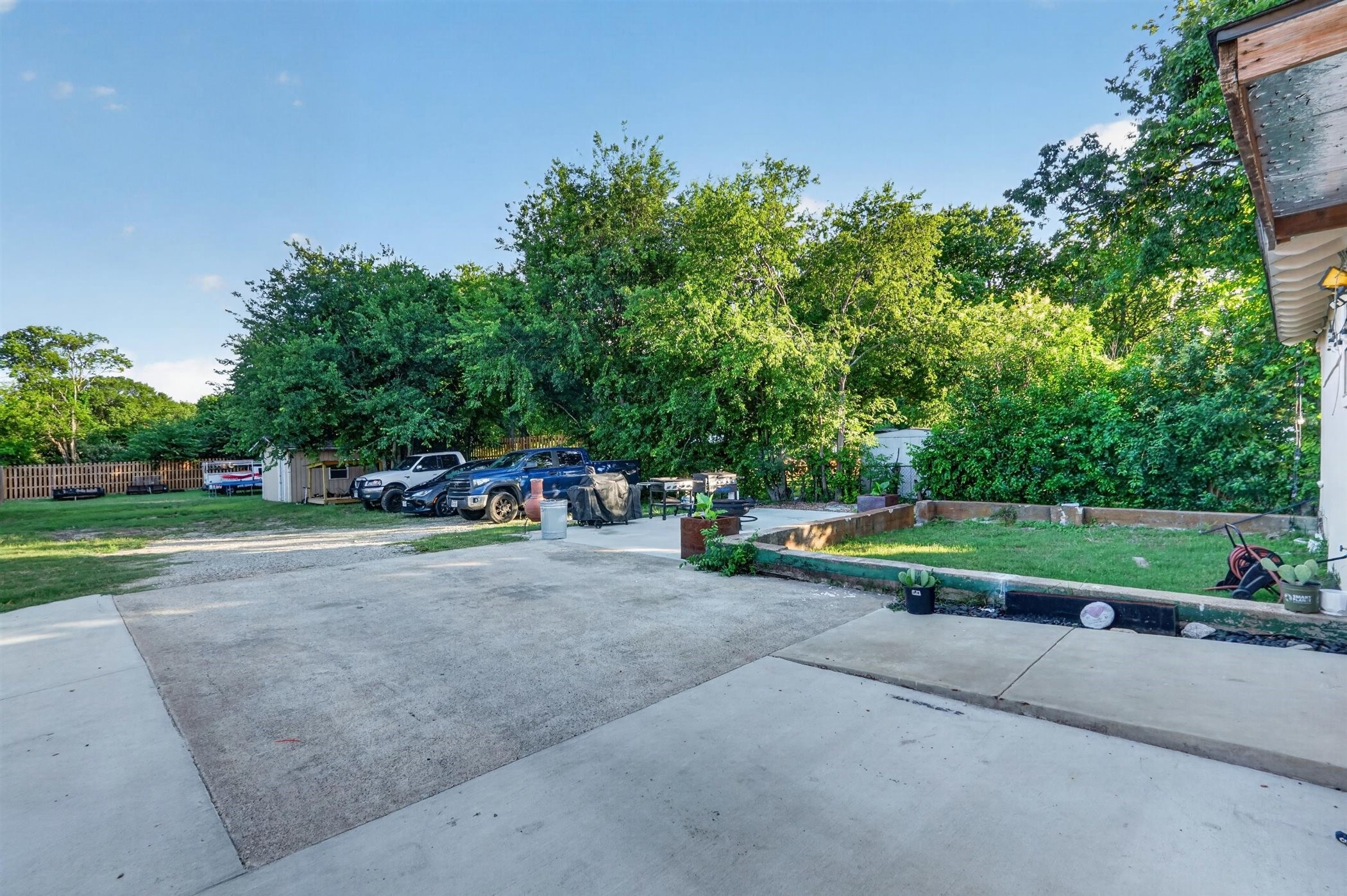 2730 Marjorie Avenue Dallas TX 75216