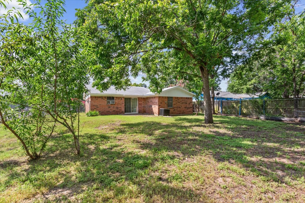901 Church Avenue Waco TX 76706
