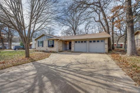 2923 W Day Street Denison TX 75020