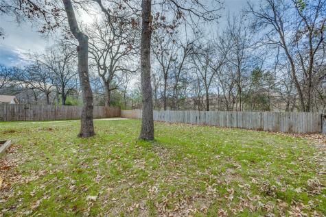 2923 W Day Street Denison TX 75020