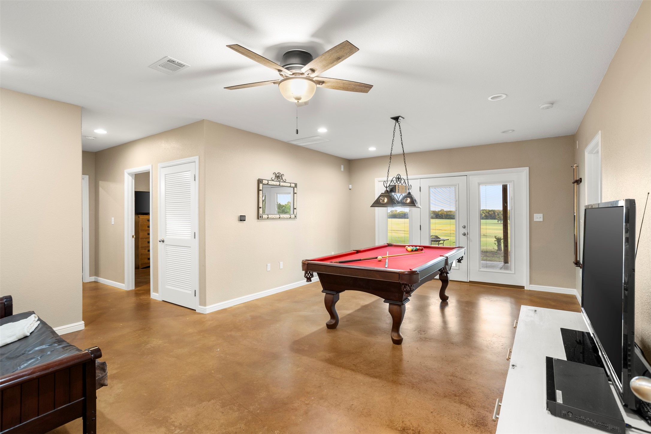 409 Brindley Road Maypearl TX 76064