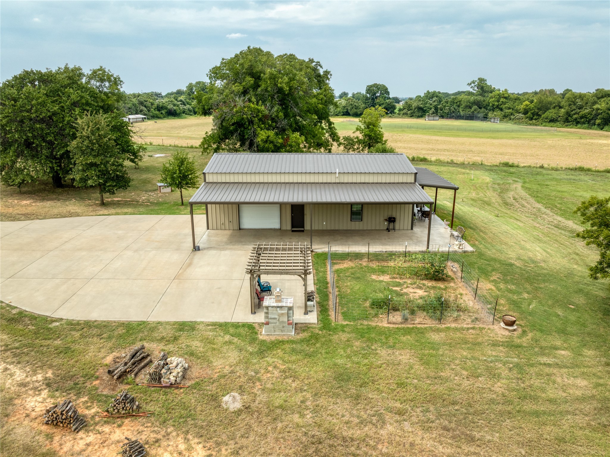 210 Spring Branch Trail N Springtown TX 76082