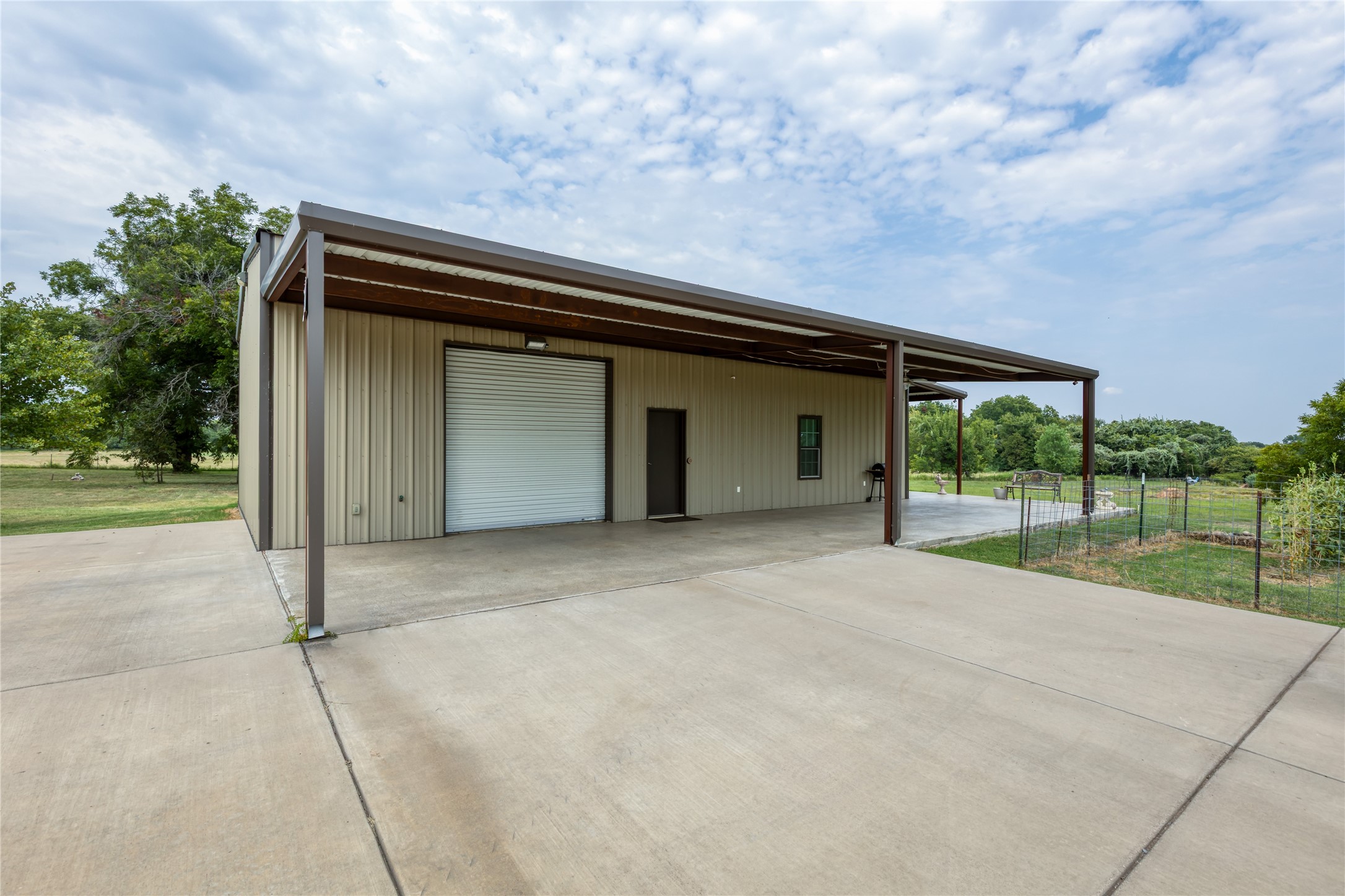 210 Spring Branch Trail N Springtown TX 76082