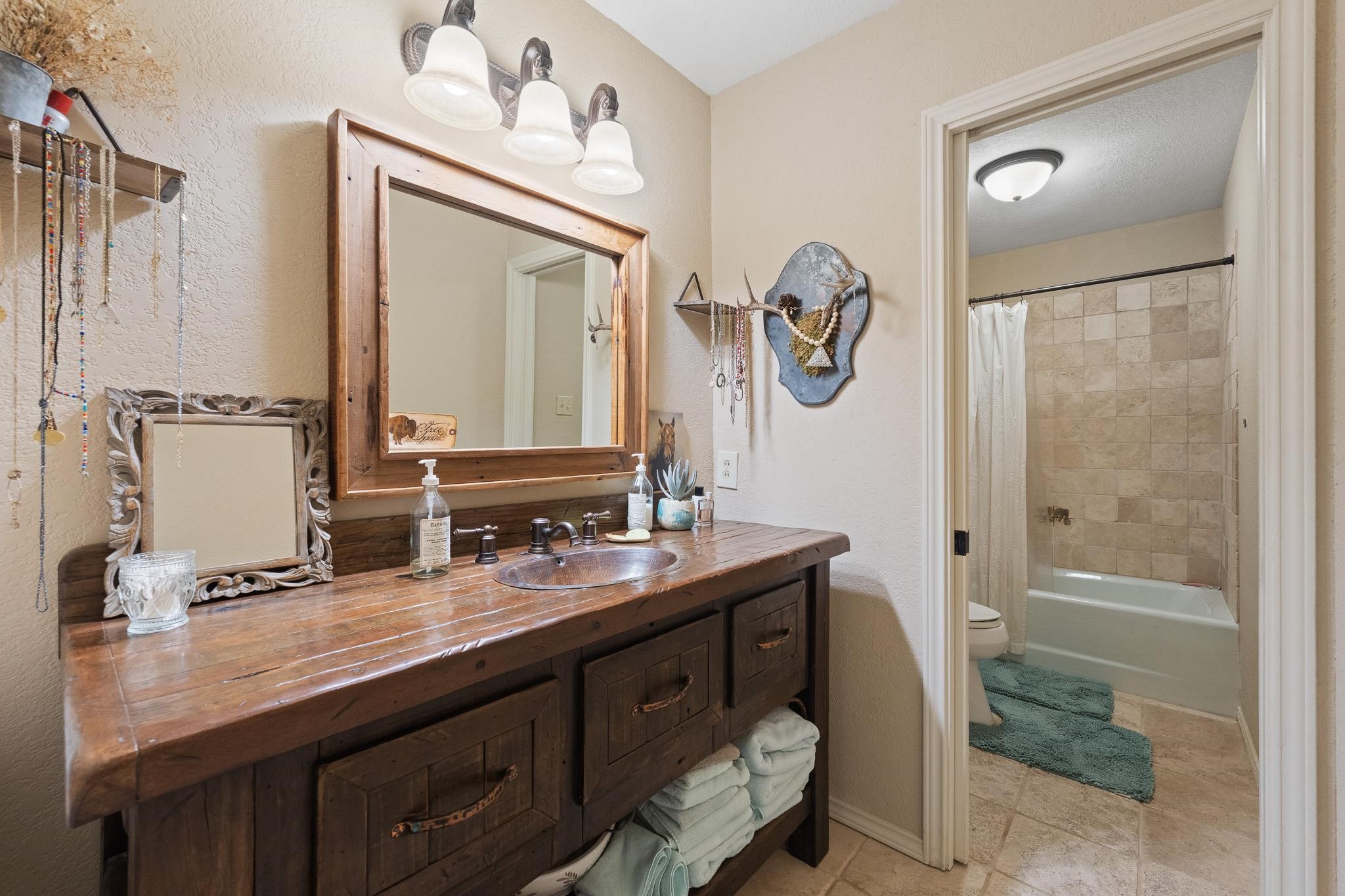 3001 E Fm 4 Cleburne TX 76031