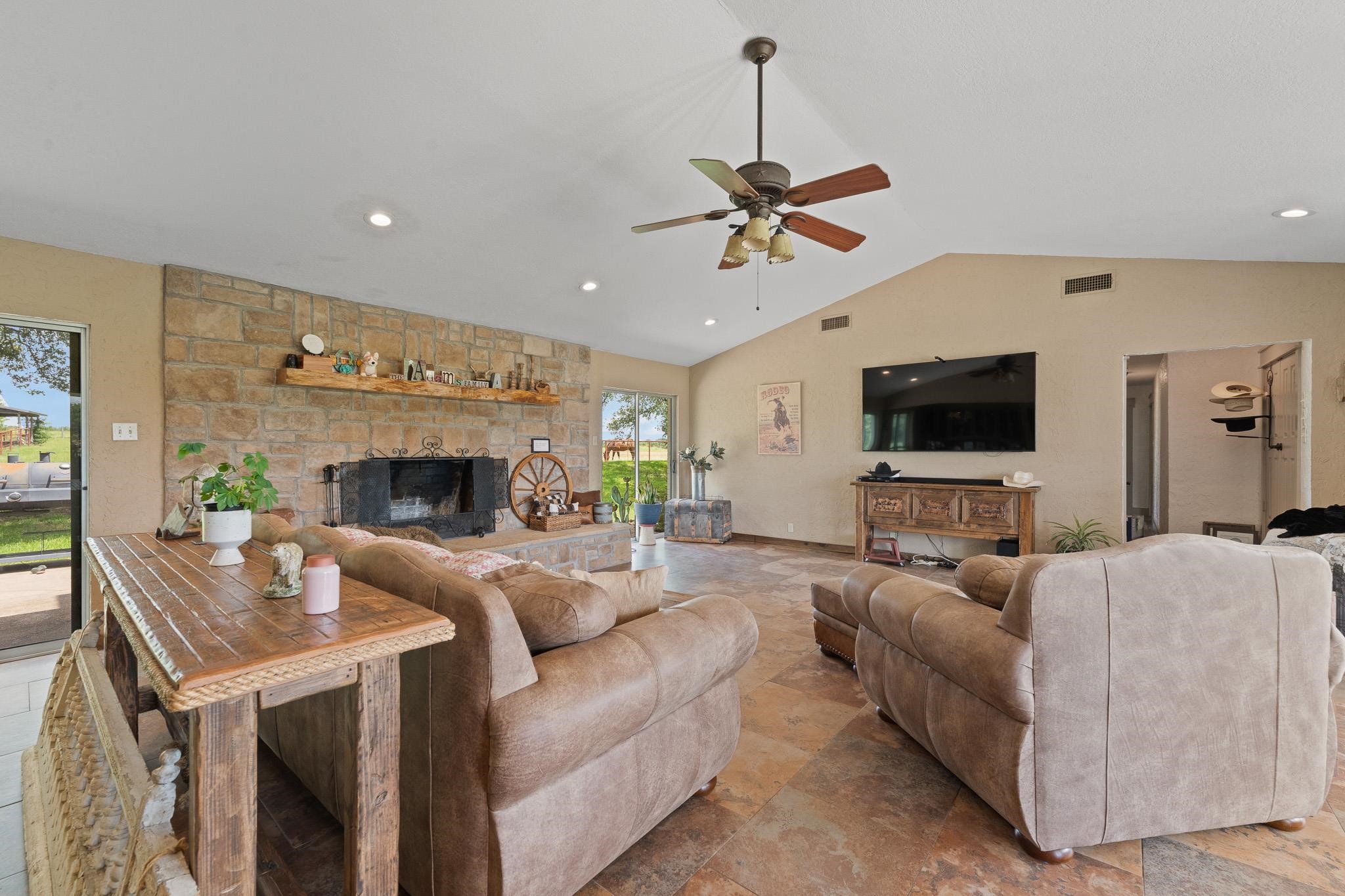 3001 E Fm 4 Cleburne TX 76031