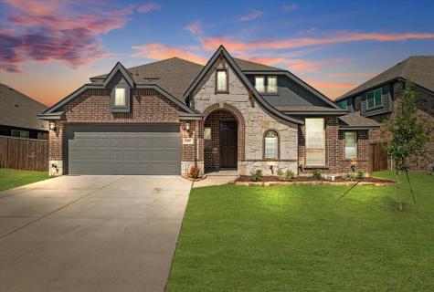 1036 English Oak Drive Burleson TX 76028