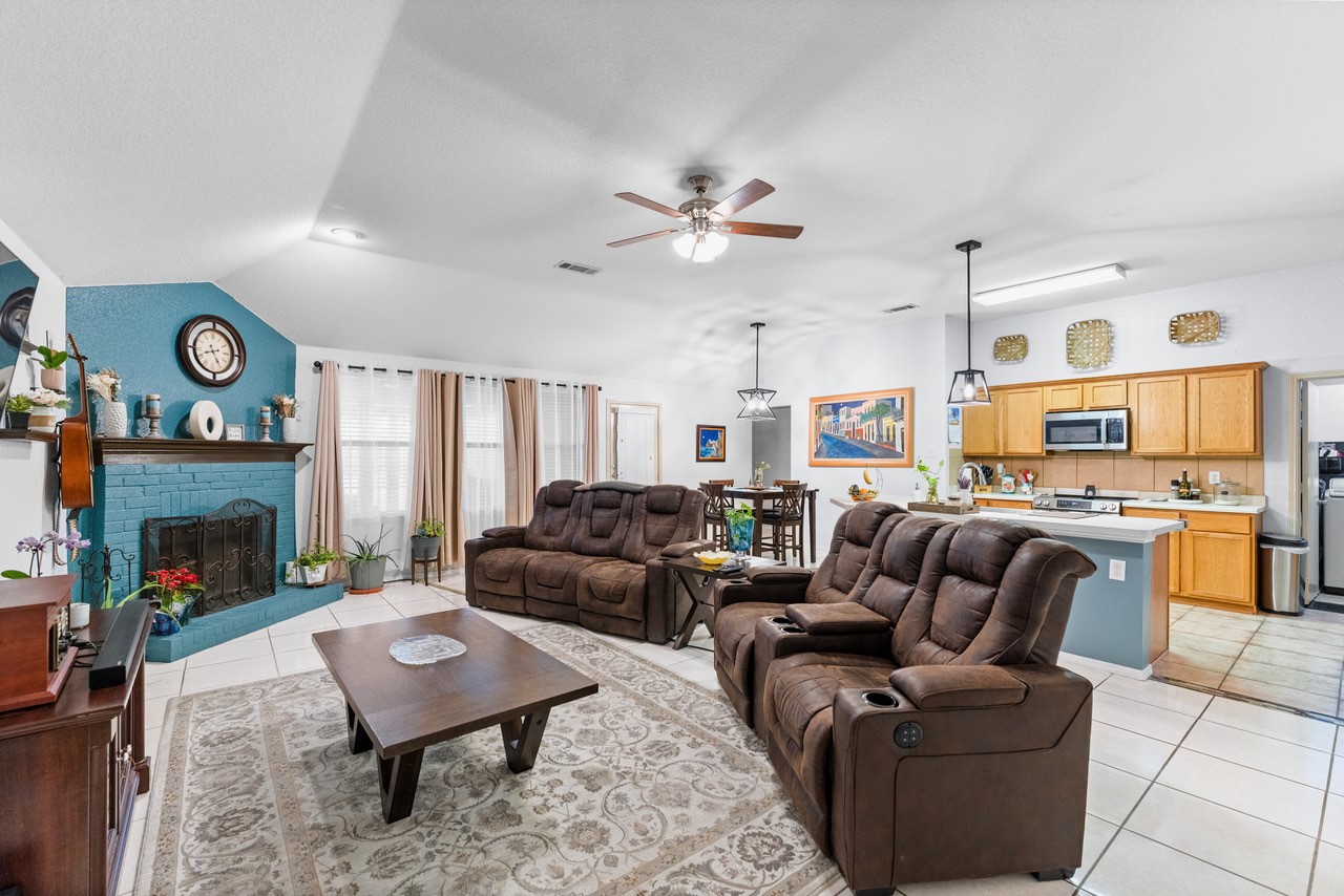 9225 Conestoga Drive Fort Worth TX 76131