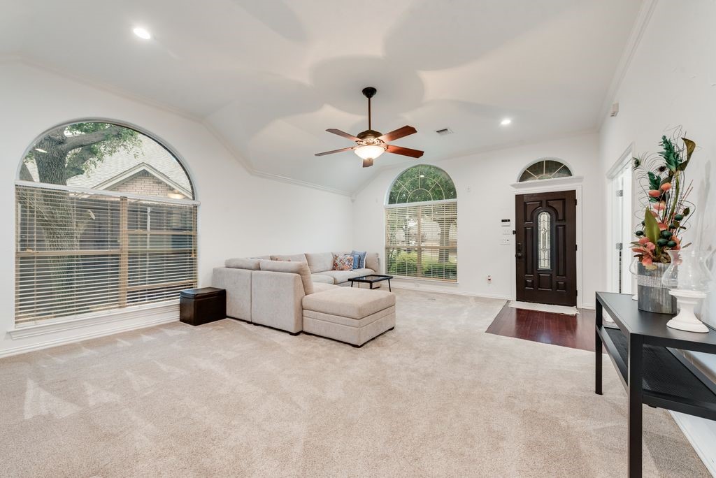 7057 Ridge Crest Drive North Richland Hills TX 76182
