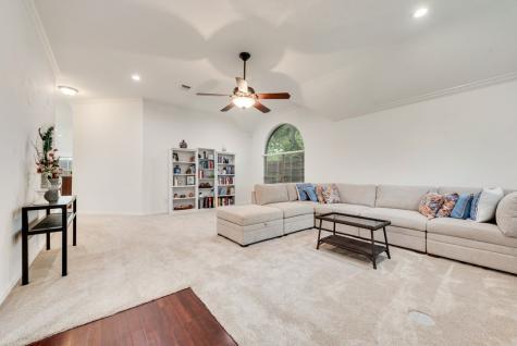 7057 Ridge Crest Drive North Richland Hills TX 76182