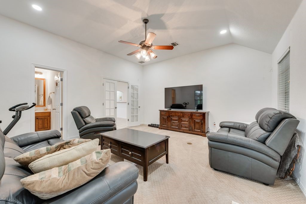 7057 Ridge Crest Drive North Richland Hills TX 76182