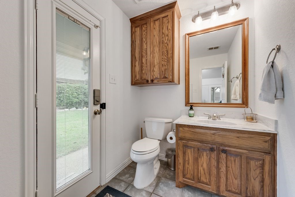 7057 Ridge Crest Drive North Richland Hills TX 76182