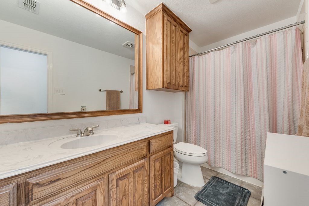 7057 Ridge Crest Drive North Richland Hills TX 76182