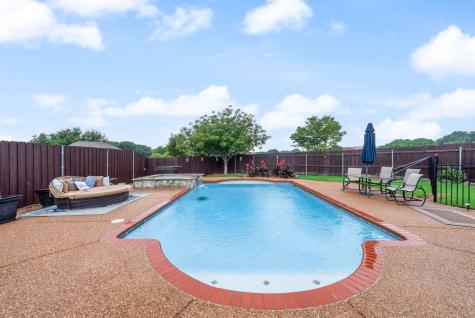 7057 Ridge Crest Drive North Richland Hills TX 76182