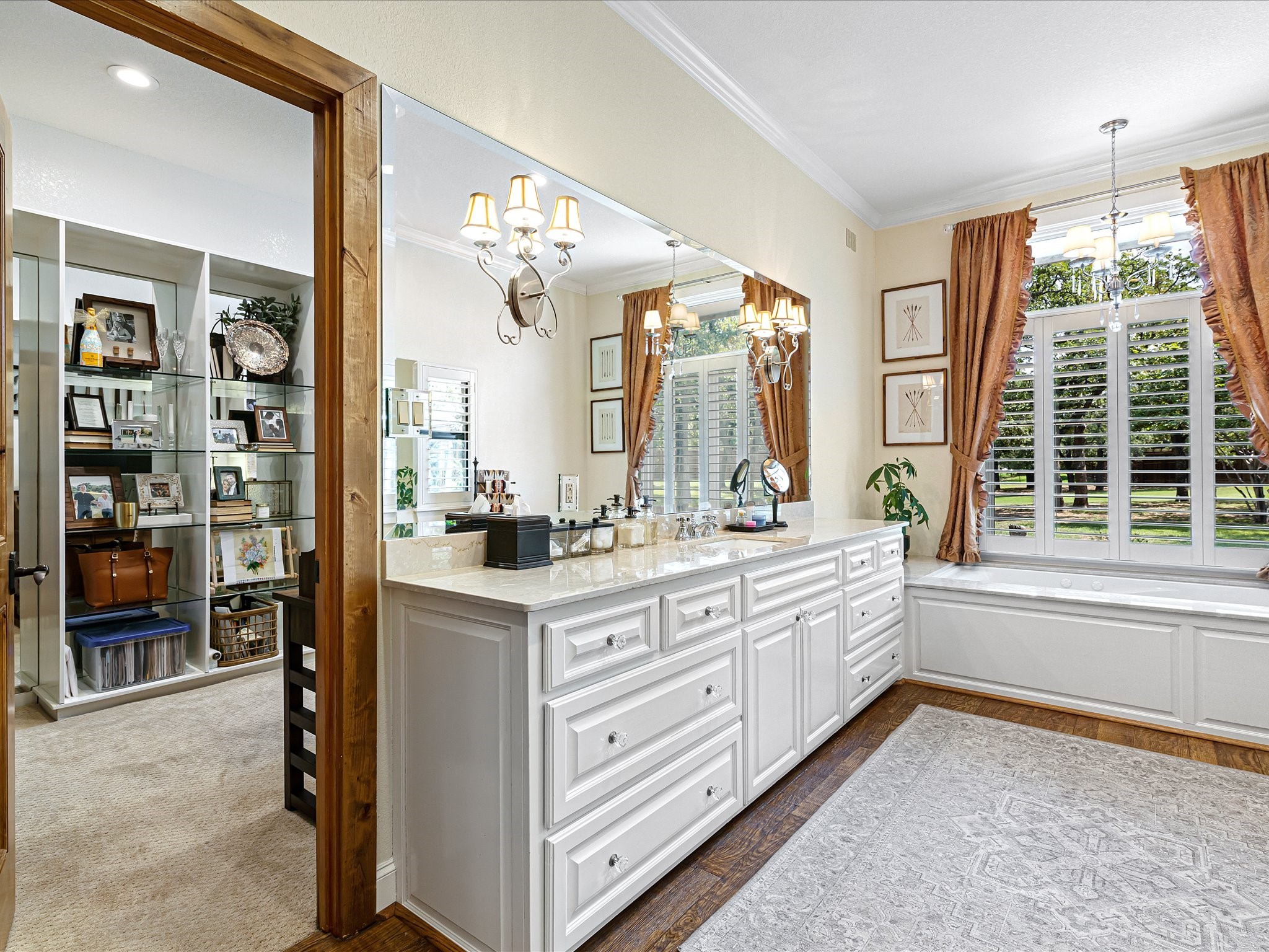 242 Bishop Drive Weatherford TX 76088