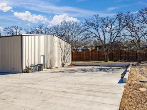 242 Bishop Drive Weatherford TX 76088