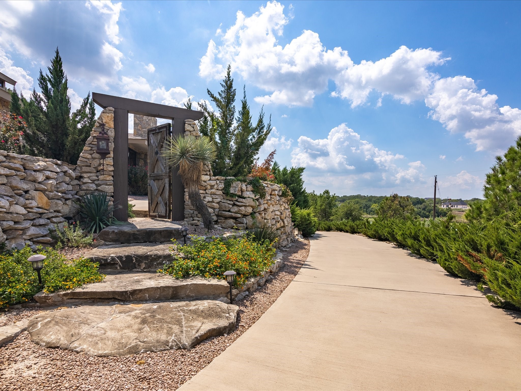 242 Bishop Drive Weatherford TX 76088