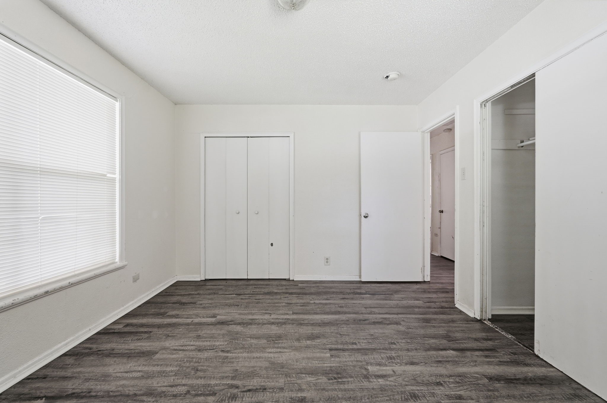 2806 E Atoll Drive Dallas TX 75216