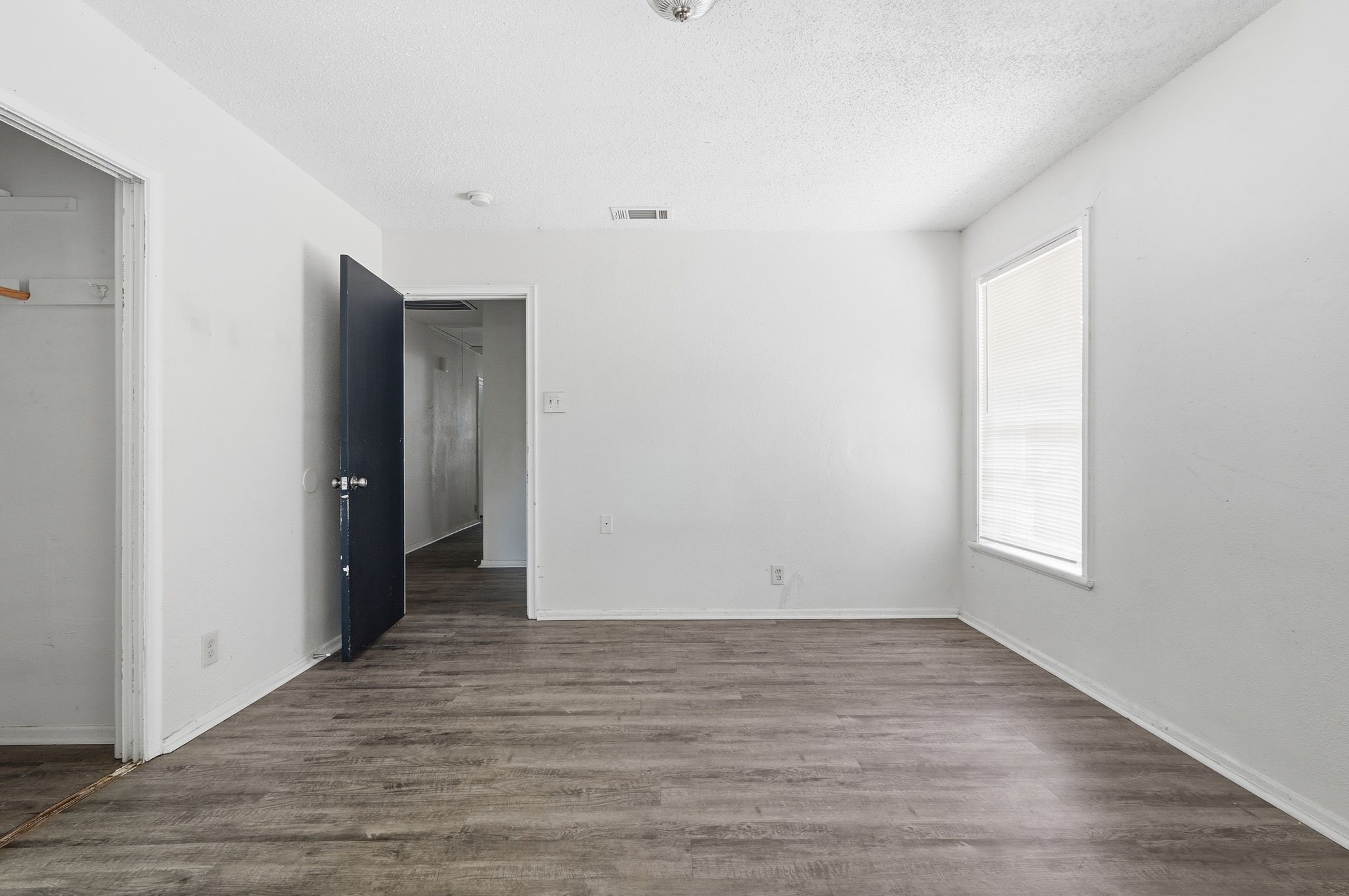 2806 E Atoll Drive Dallas TX 75216