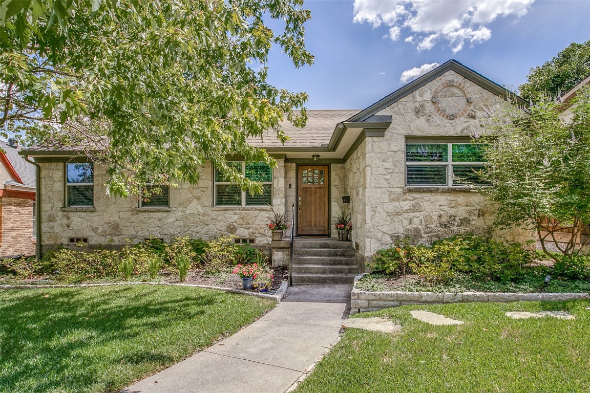 6910 Wildgrove Avenue Dallas TX 75214