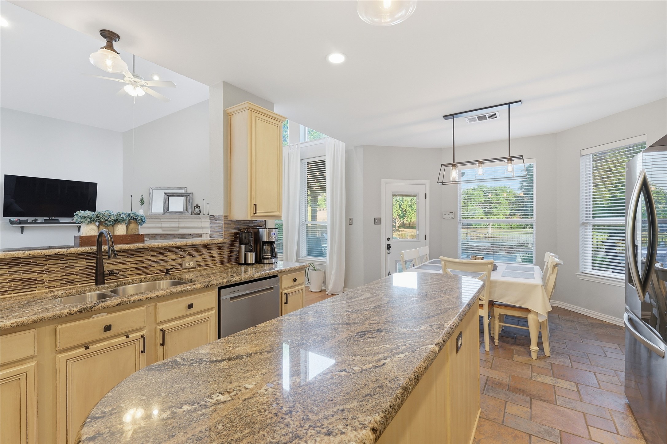 1305 Rosewood Trail Flower Mound TX 75028