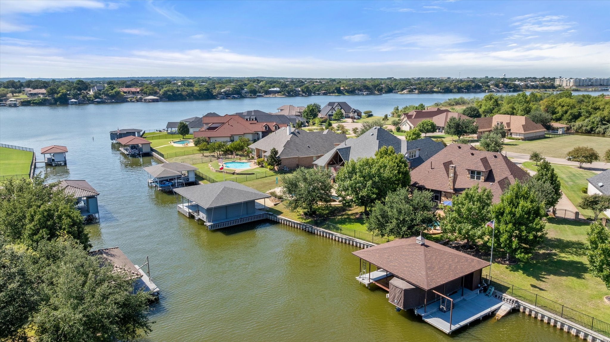 1014 Sunset Bay Court Granbury TX 76048