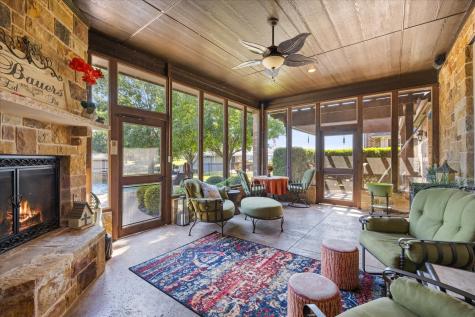 1014 Sunset Bay Court Granbury TX 76048
