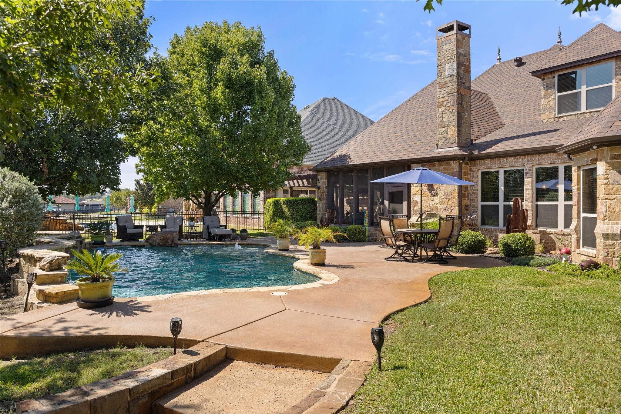 1014 Sunset Bay Court Granbury TX 76048