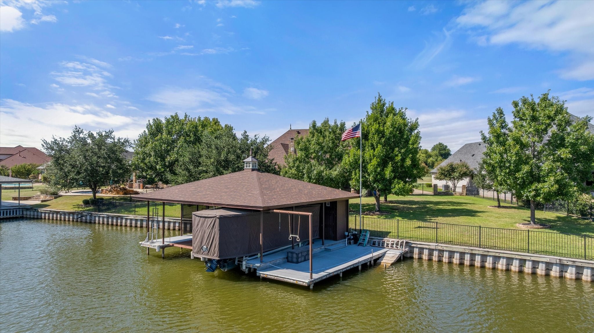 1014 Sunset Bay Court Granbury TX 76048