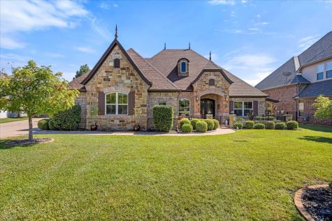 1014 Sunset Bay Court Granbury TX 76048