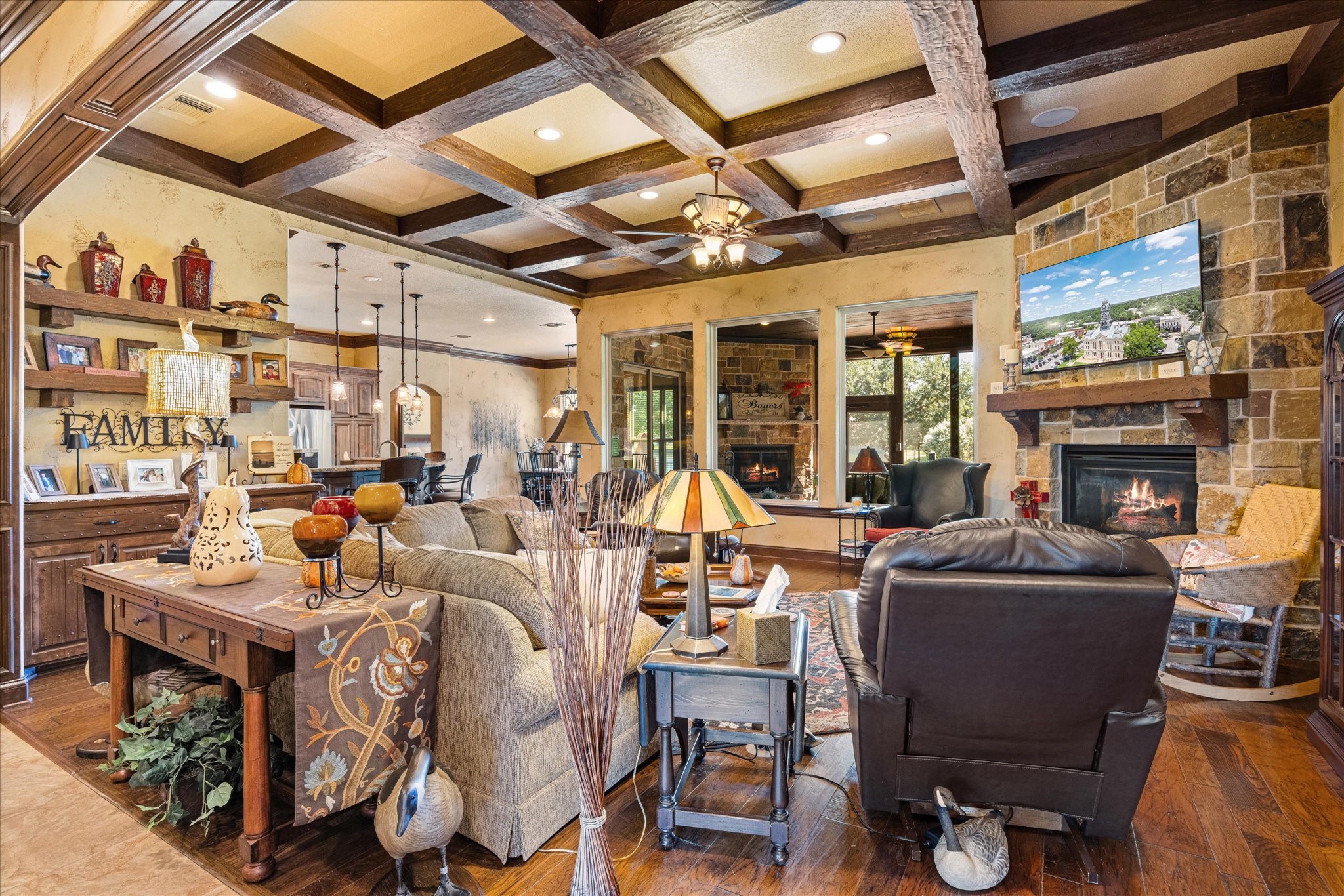 1014 Sunset Bay Court Granbury TX 76048