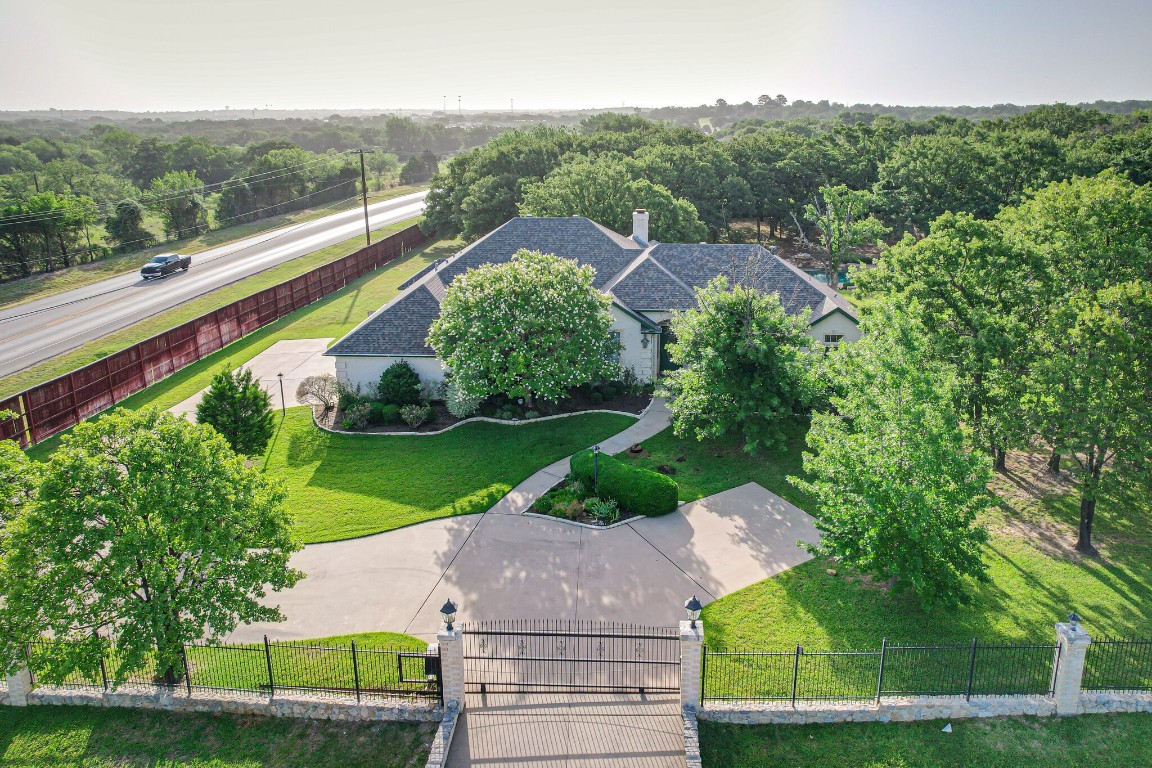 6901 Wooded Acres Trail Mansfield TX 76063